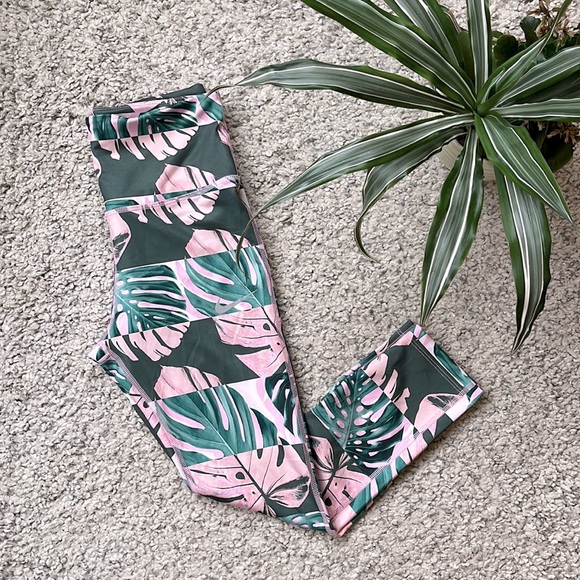 NIKE Fast Crop Running Tights, Pink and Green Botanical Print, S - Picture 2 of 13